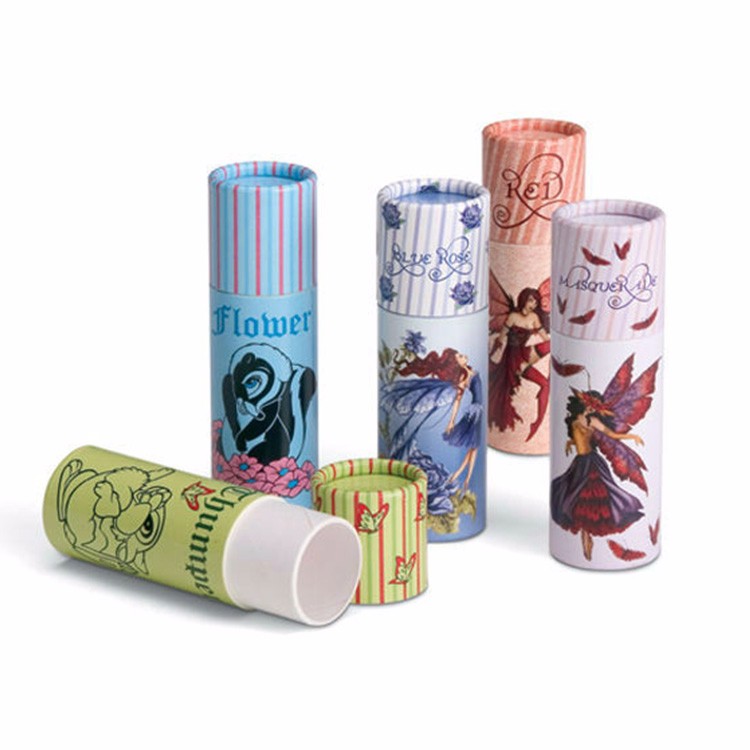 tubes de rouge à lèvres recyclables